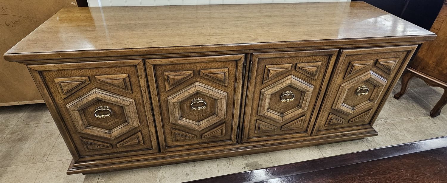vintage lowboy dresser!!