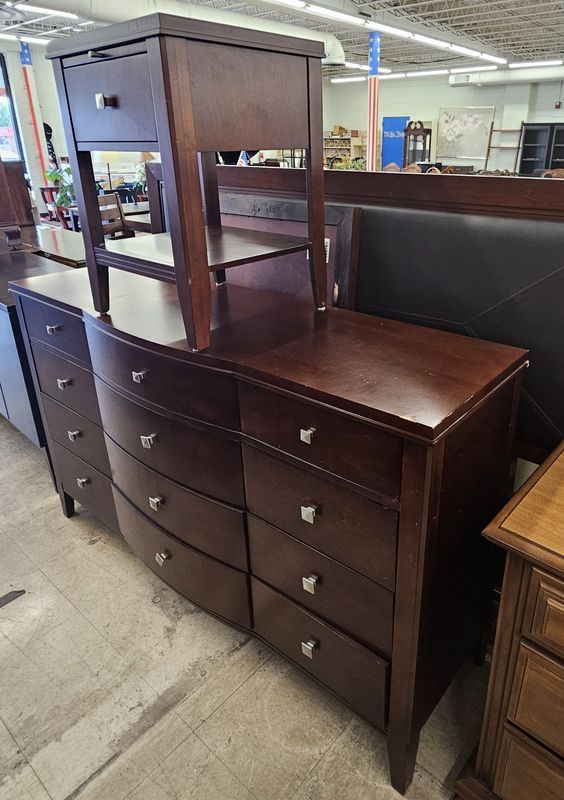 Elegant bedroom set from Casana - Dresser &amp; Mirror, Nightstand, King Headboard.