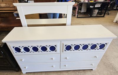 ashley furniture white dresser Hallityn 6 Drawer gliding drawers The Ashley's Zayley Dresser &