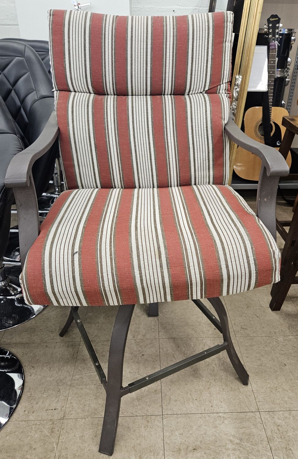 Outdoor Patio Chair With Cushions