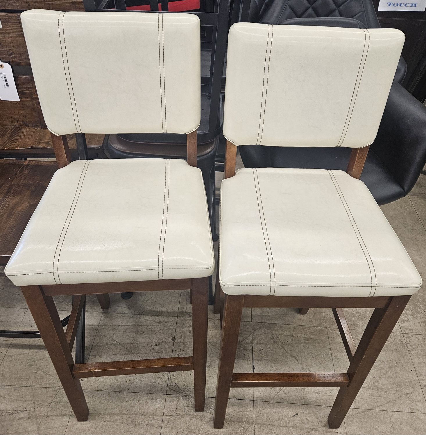 Set of 2 Milano Counter Stools