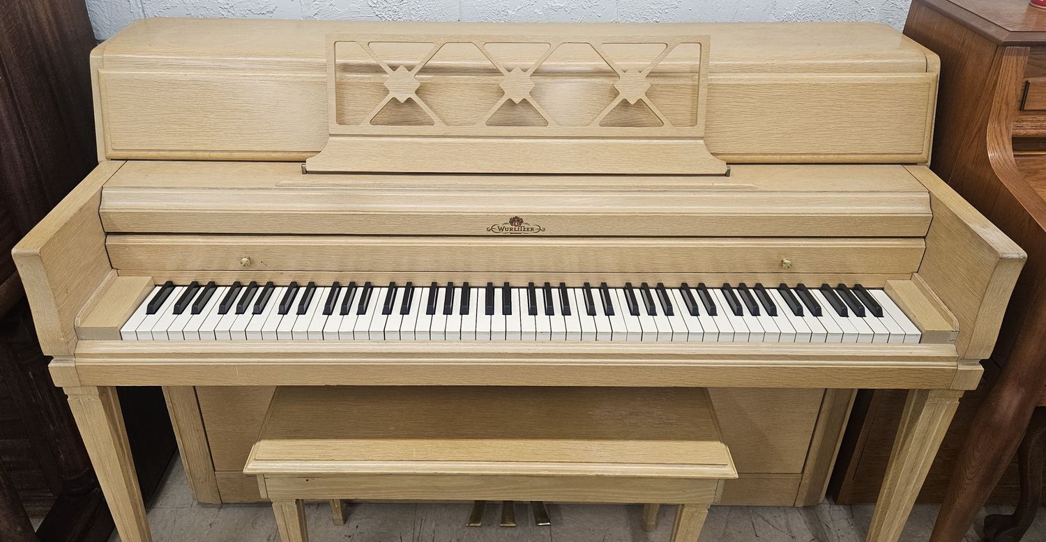 Blonde 1950s Deco Wurlitzer Console Piano *FREE DELIVERY