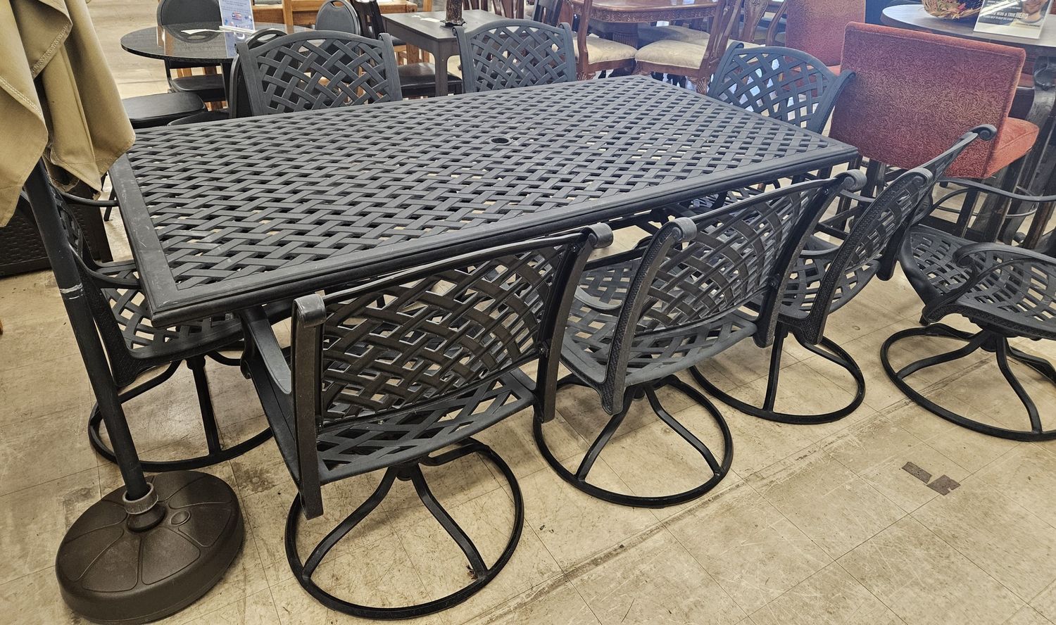 Modern Ornate Outdoor Mesh Black Rectangular Patio Dining Set