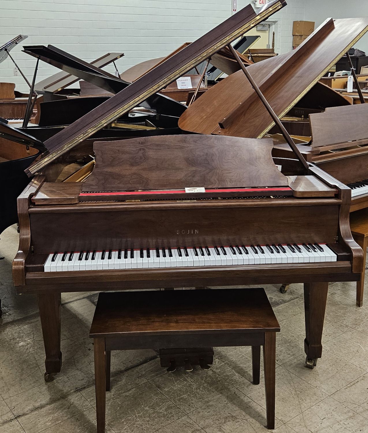 BEAUTIFUL Black Walnut Sojin Baby Grand Piano*FREE DELIVERY &amp; SET UP
