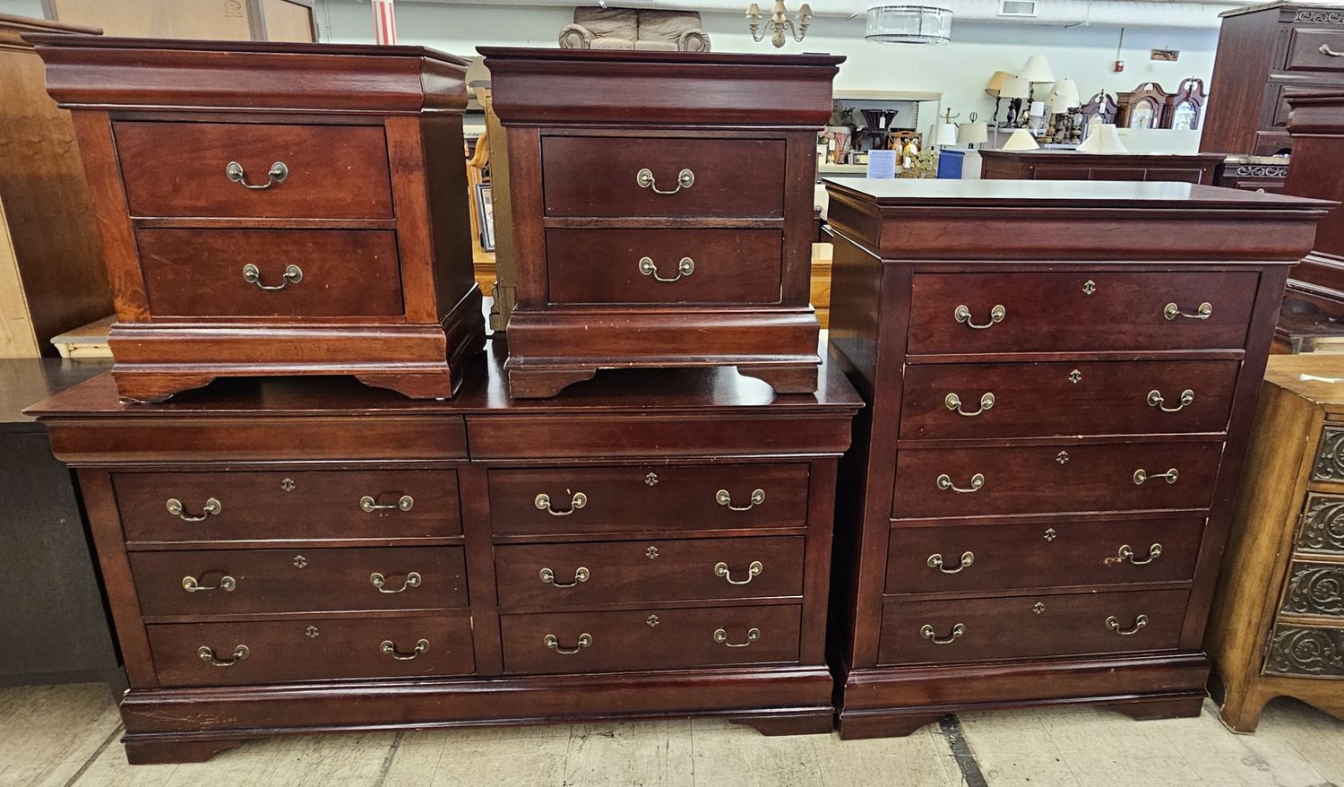 Elegant cherry dresser set - Highboy, Lowboy &amp; 2x Nightstands