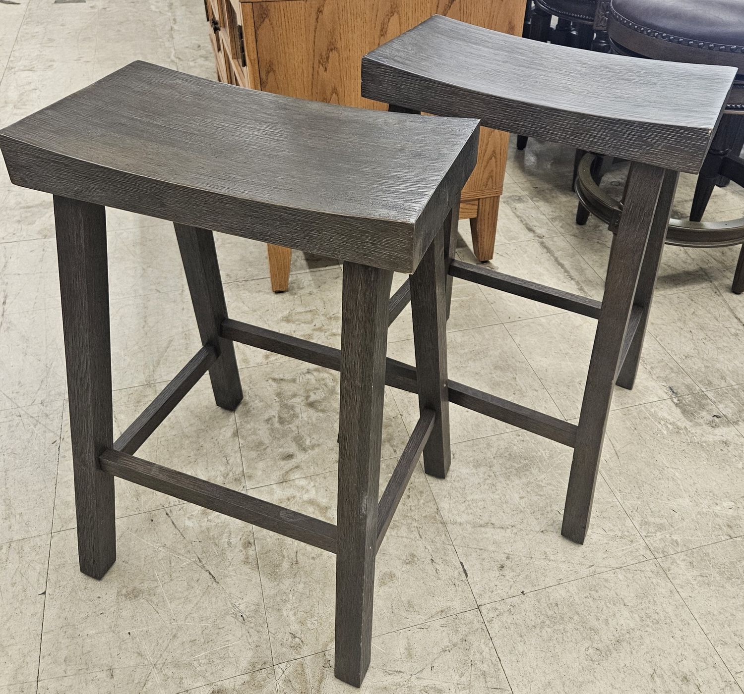 The Maven Lane Vincent Counter Height Stool set of 2 ** BRAND NEW **
