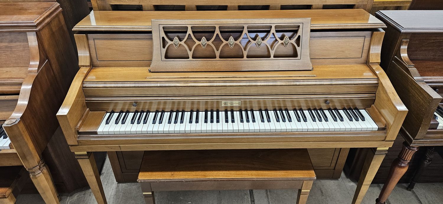 Super Duper Wurlitzer Spinet Piano ***FREE DELIVERY