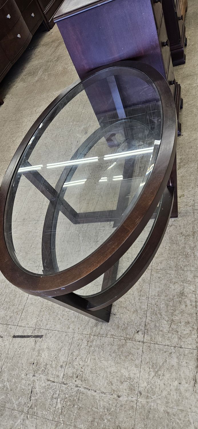 Oval Coffee Table  **DELIVERY AVAILABLE