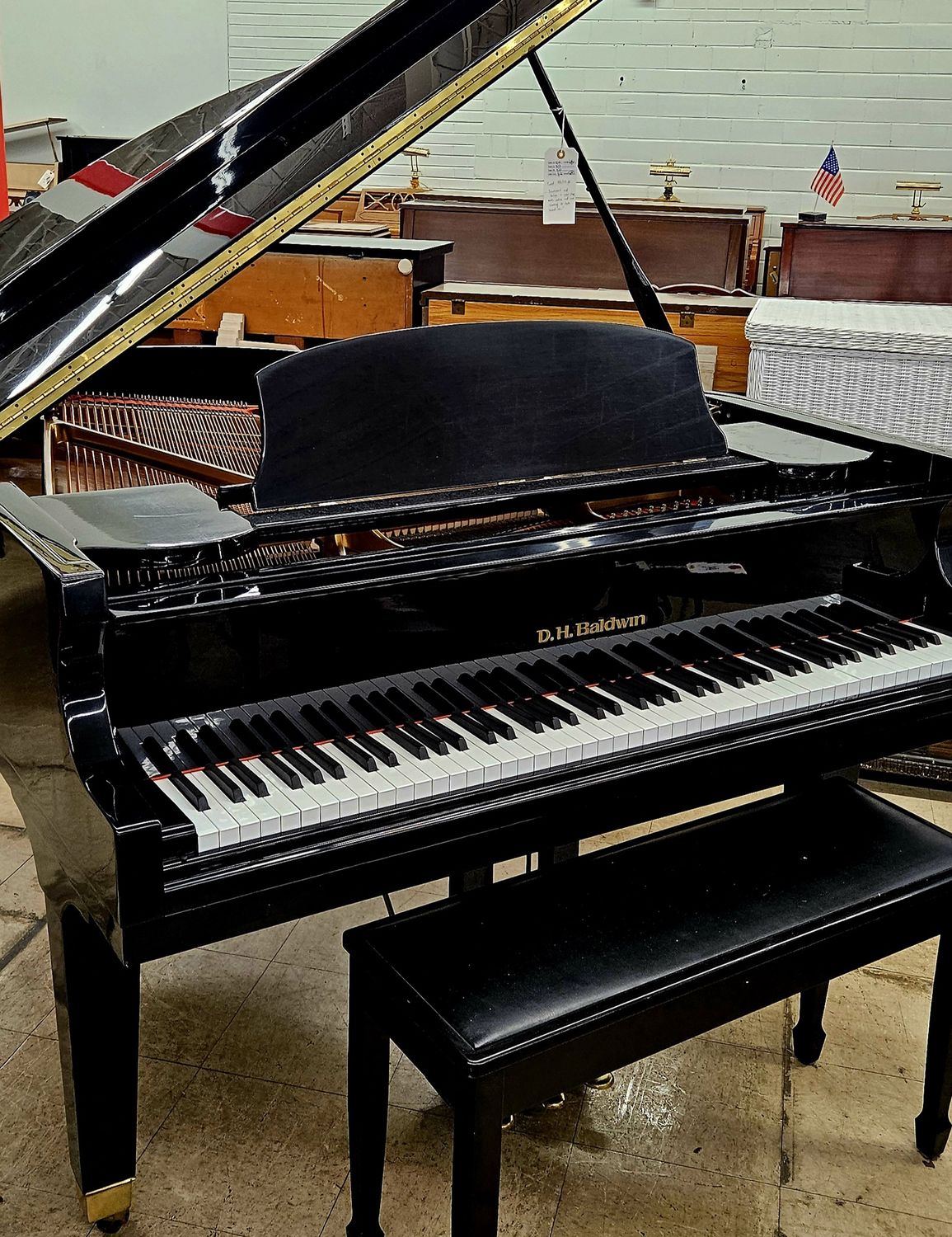 Gloss Ebony Baldwin Baby Grand Piano **FREE DELIVERY
