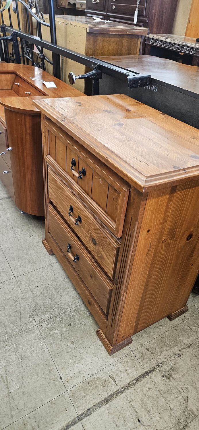 3 Drawer Dresser **DELIVERY AVAILABLE