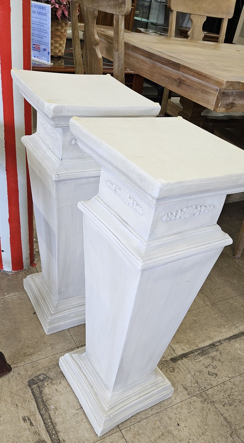 Pedestal Pillars Set of 2