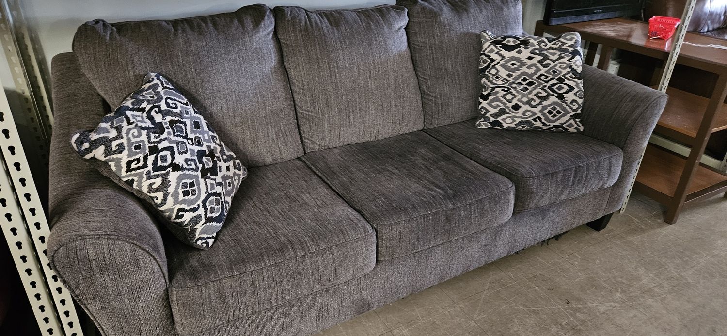 Gray Tweed Couch **DELIEVERY AVAILABLE
