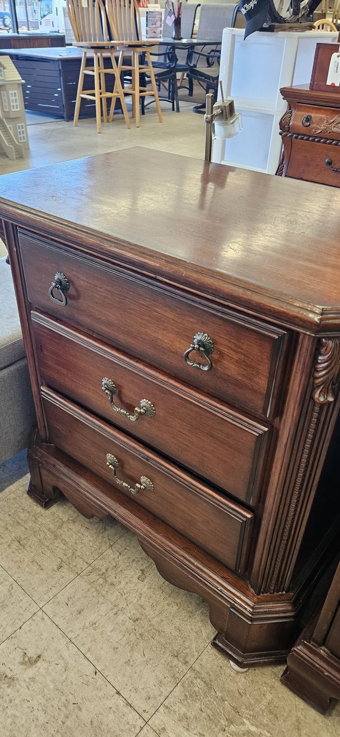Jaclyn Smith 3 Drawer Chest