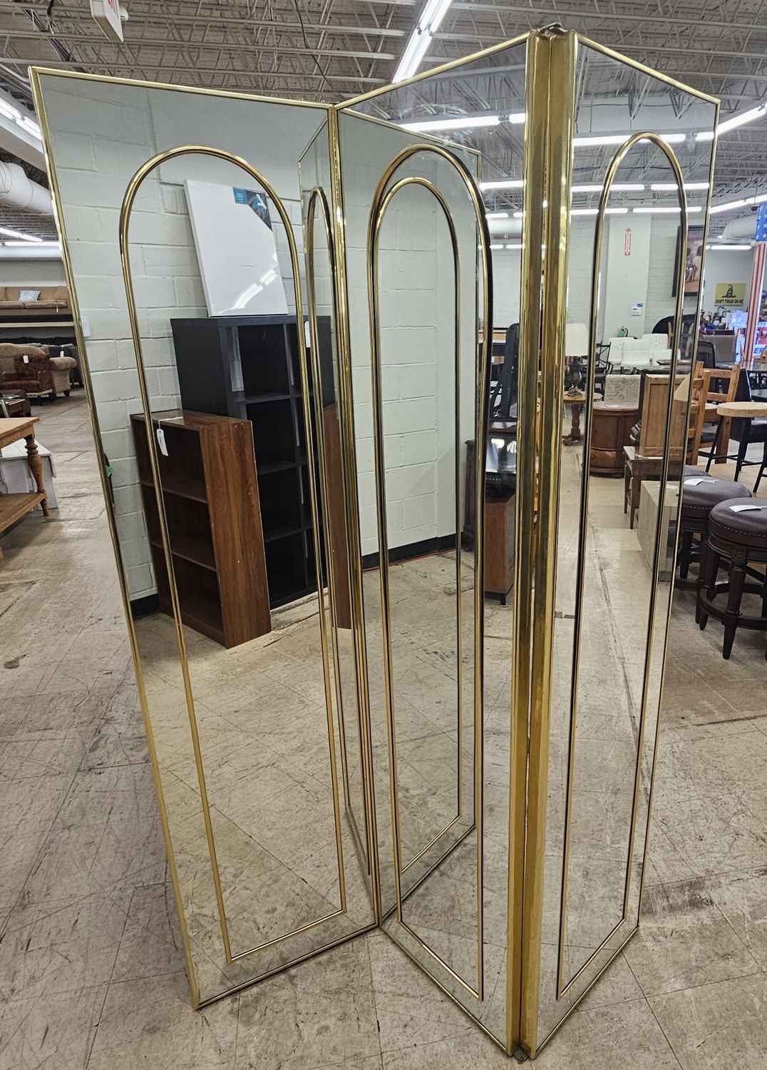 Three-Panel Mirrored Screen Room Divider - Brass Arched Design