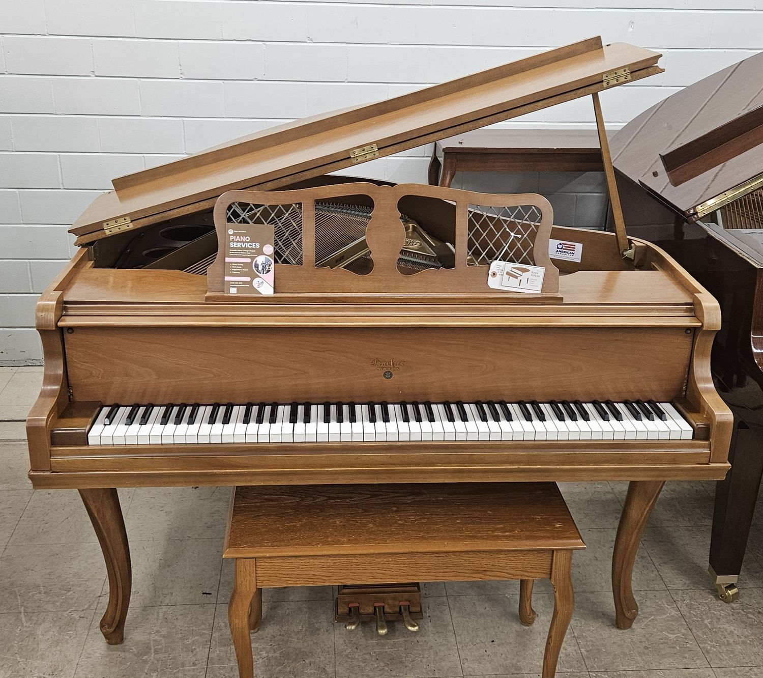 Gorgeous Fischer Petite Baby Grand Piano *FREE DELIVERY