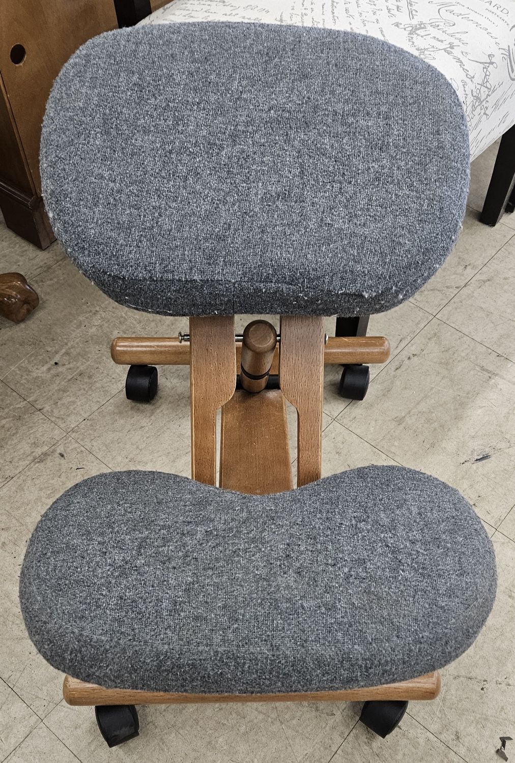 Vintage Mid-Century Modern Ergonomic Kneeling Stool