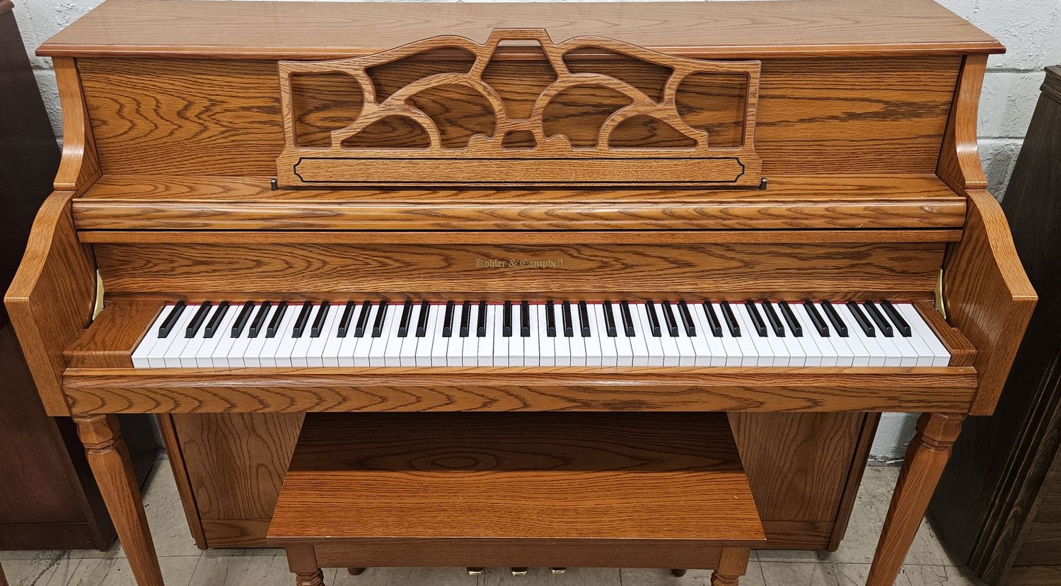 Kohler &amp; Campbell Console Piano (like new) *FREE DELIVERY