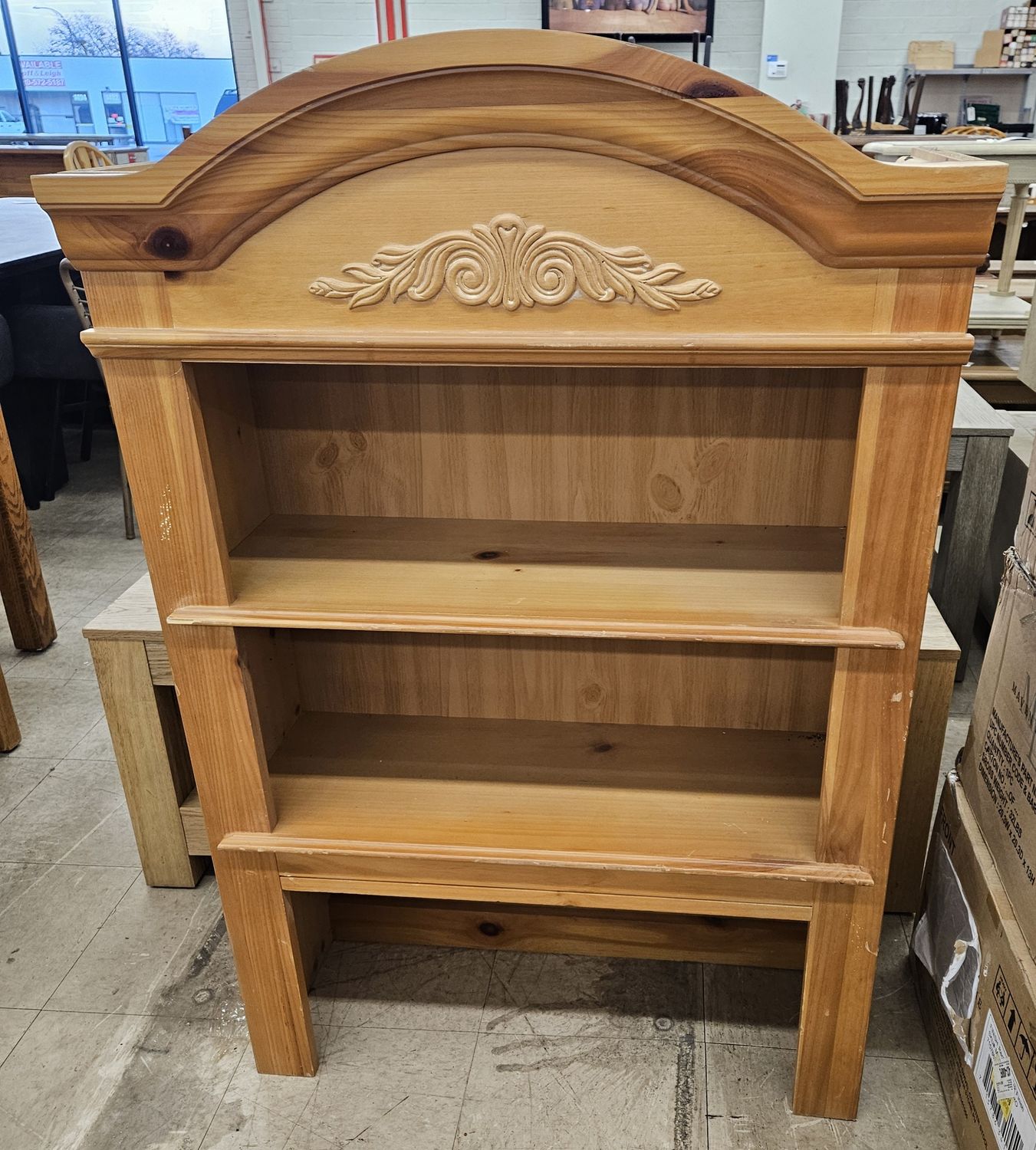 Broyhill Fontana 2-Tier Pine Bookshelf
