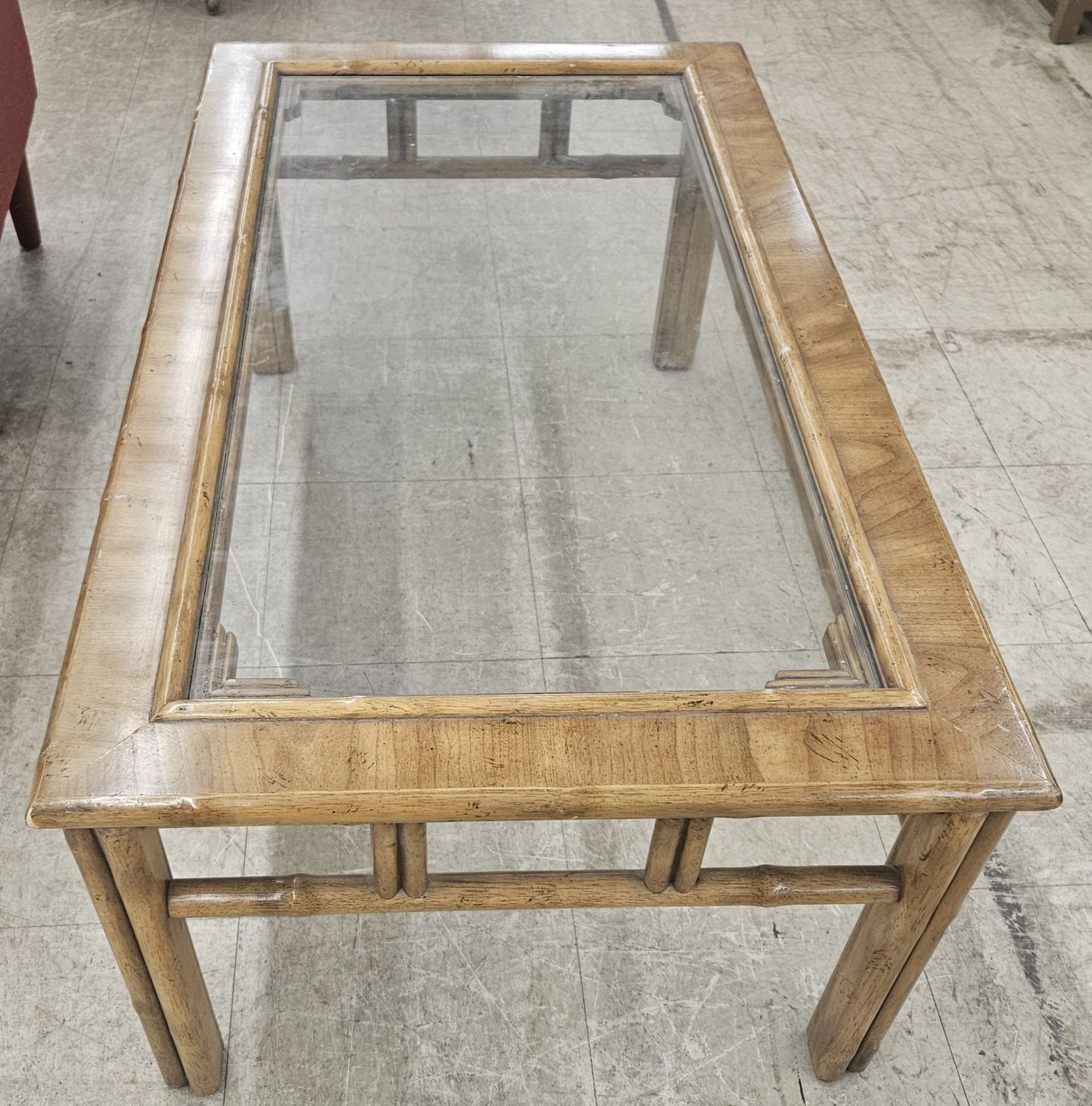 Rectangular coffee table