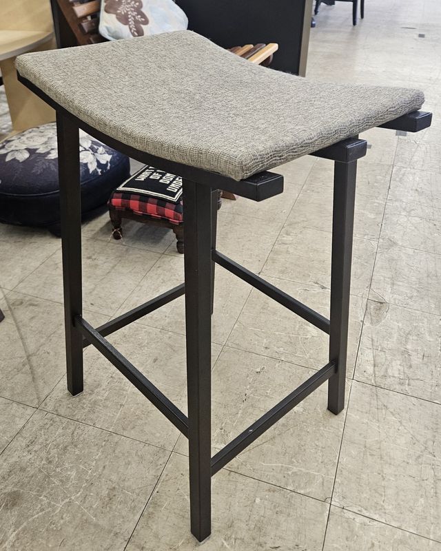 Contemporary-style bar stool