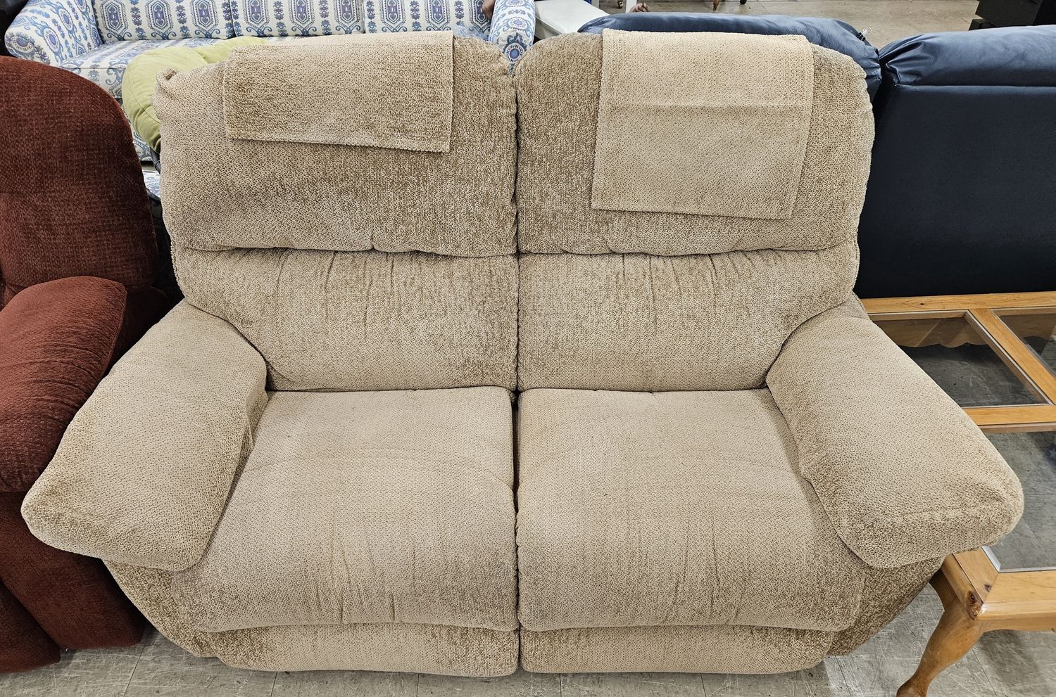 La-Z-Boy 2-seater reclining sofa