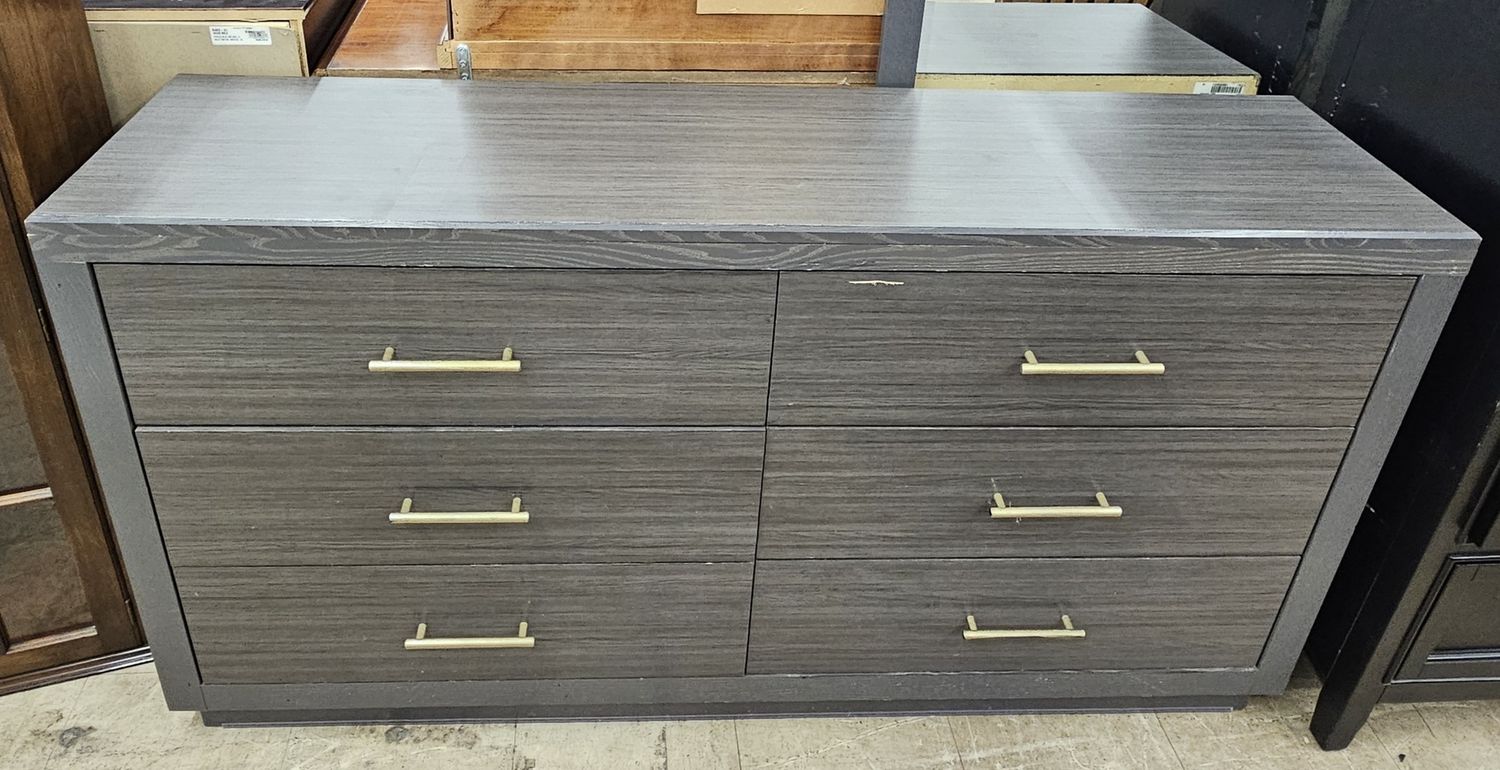 6-drawer dresser &amp; mirror!!