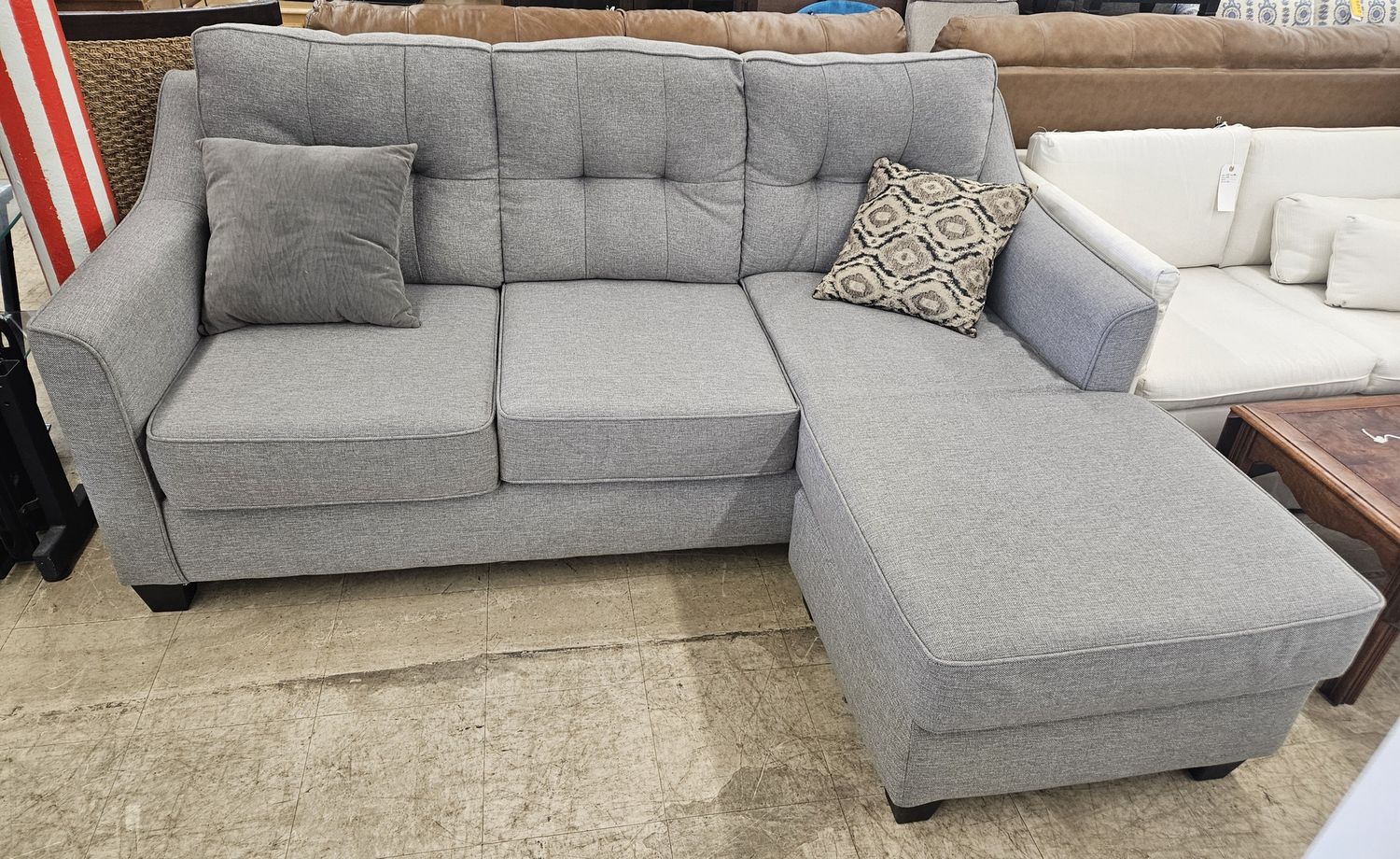 Comfy cloud-like sectional sofa