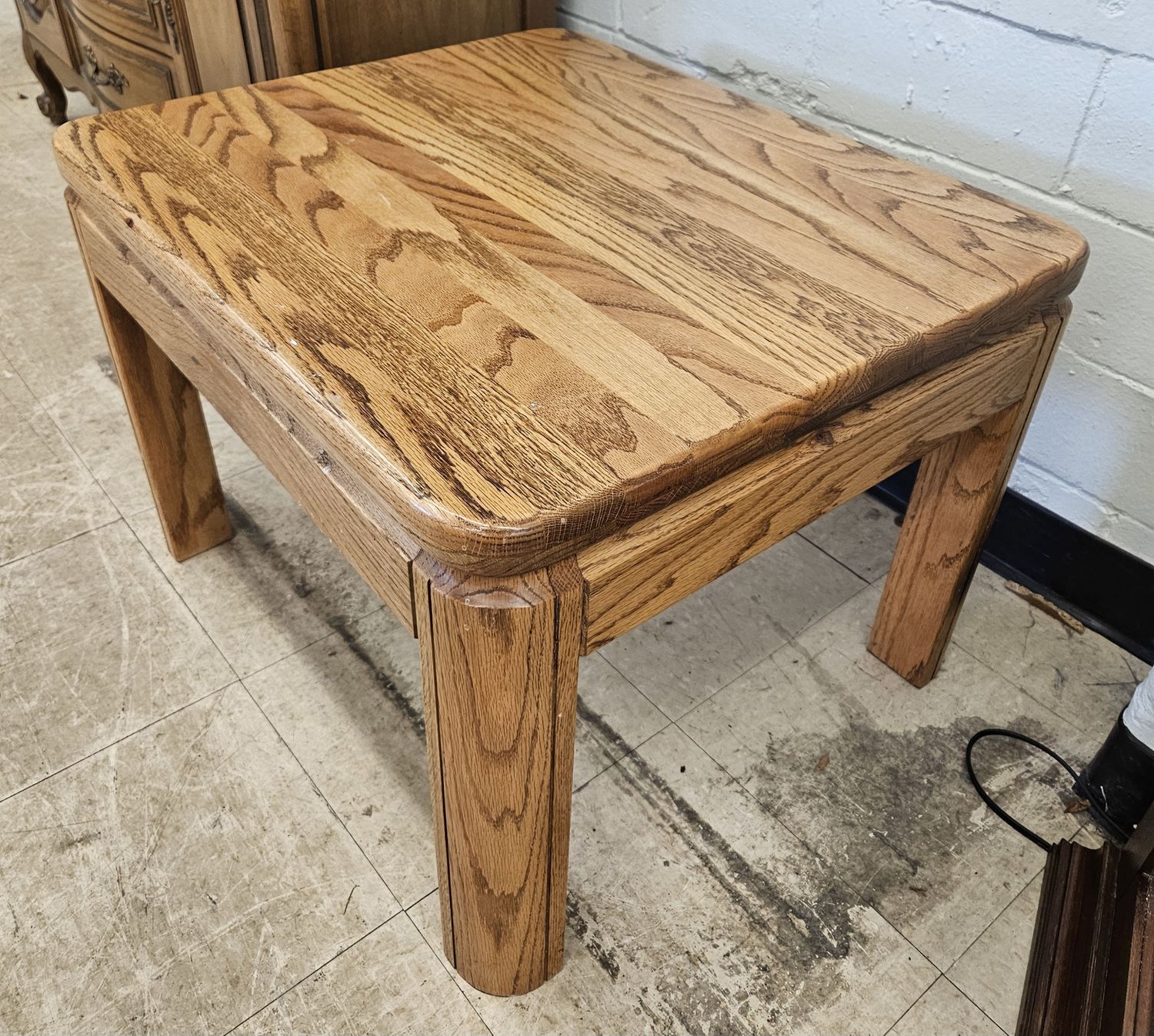 Solid oak end table
