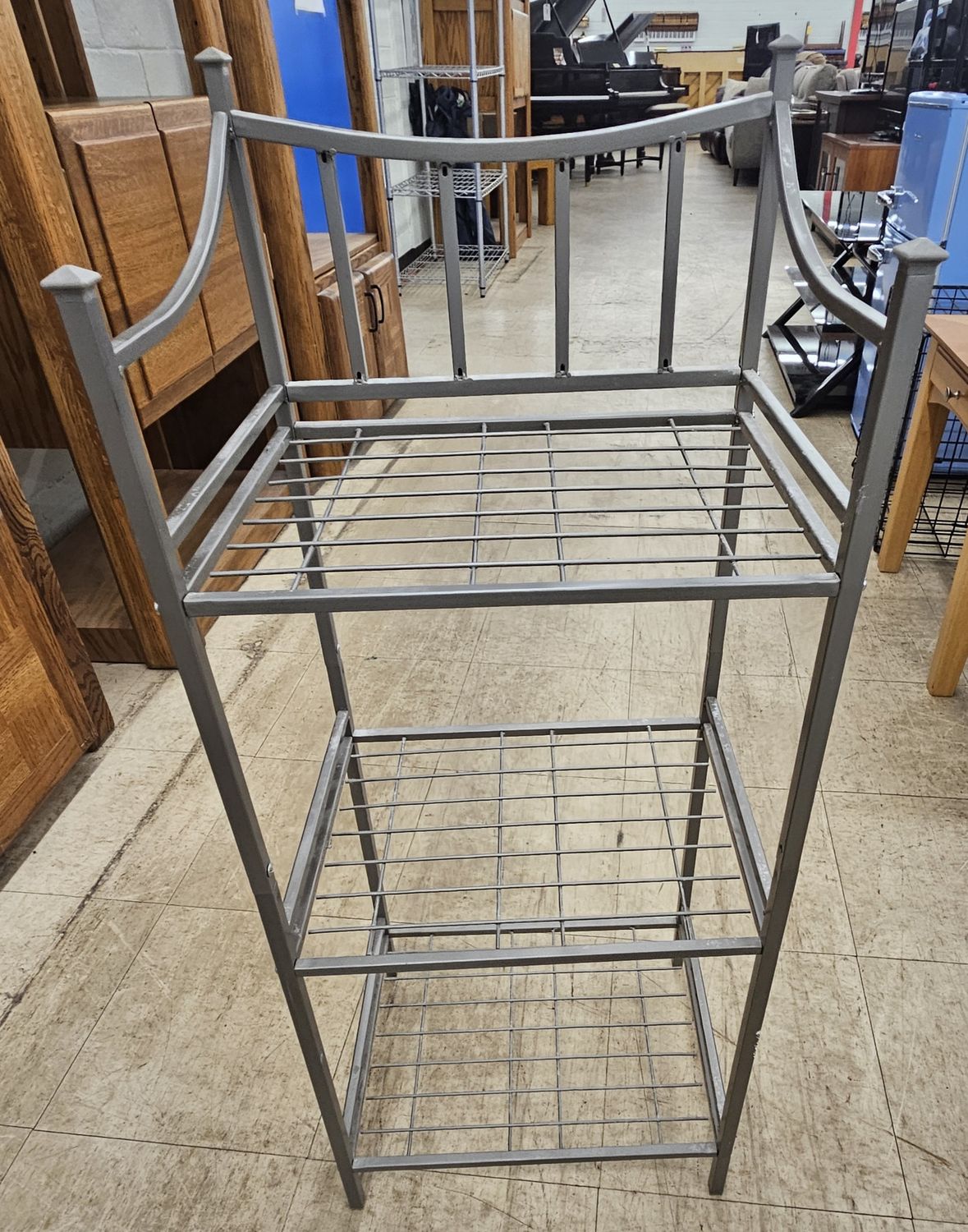 Three-tiered metal plant stand