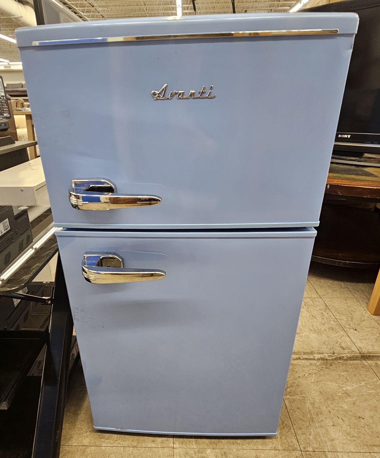 Baby blue Avanti mini fridge!