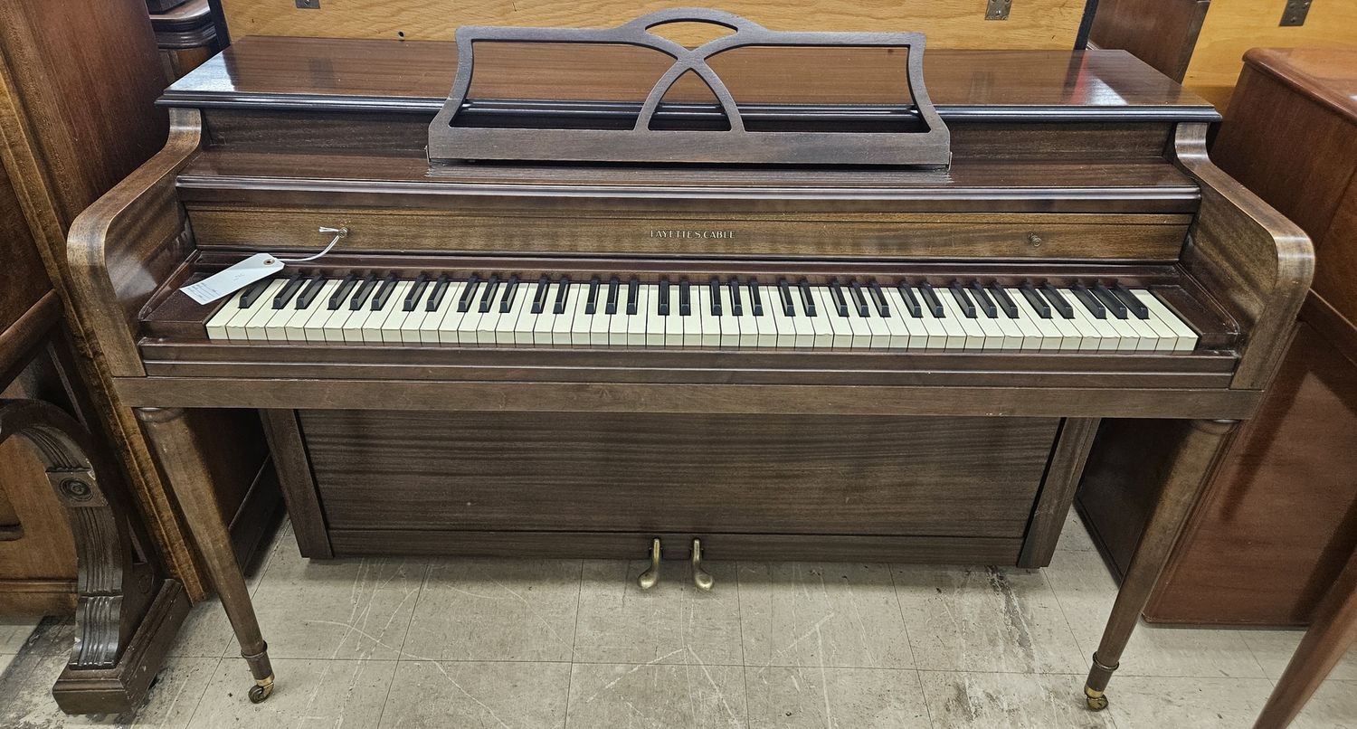 Fayettes Cable Spinet