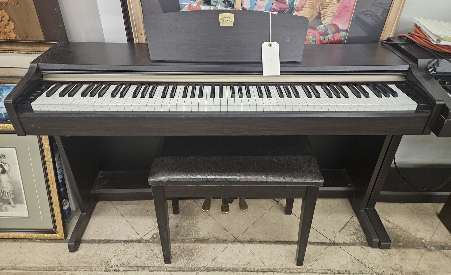 Yamaha Clavinova CLP-725 digital piano