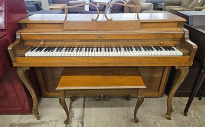 Lester Betsy Ross Spinet Piano.