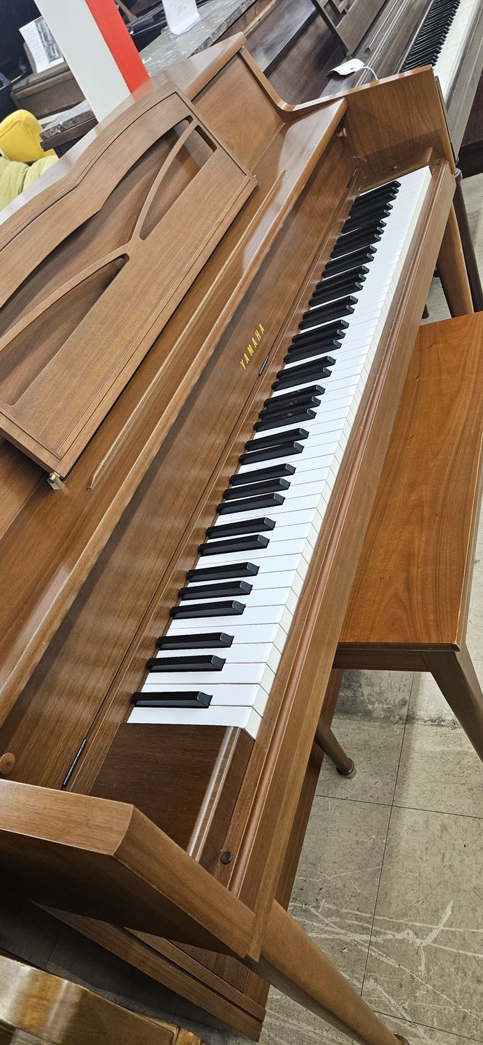 Yamaha M1 Console Piano **FREE DELIVERY