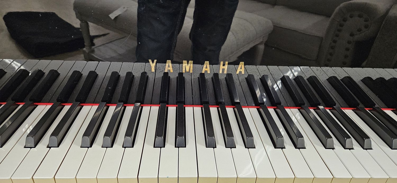 Yamaha G1 Baby Grand Piano *FREE DELIVERY