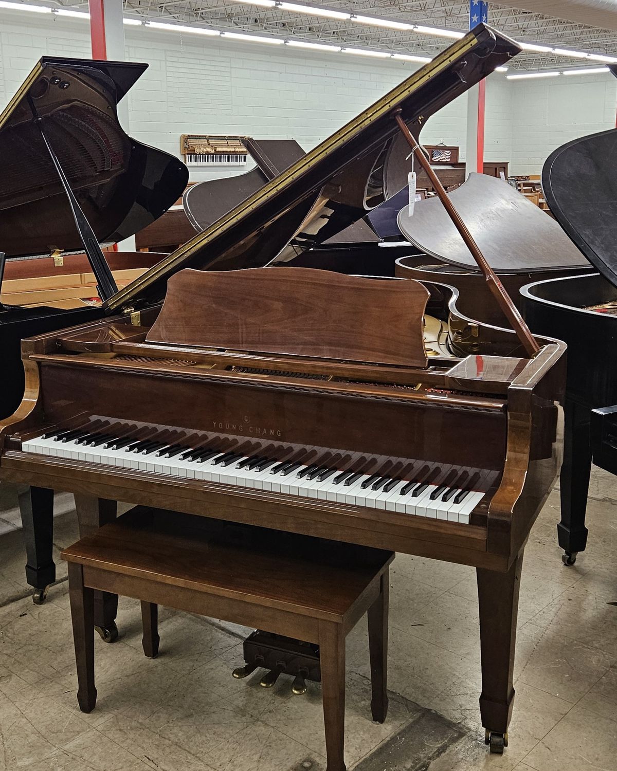 Young Chang G-185 Grand Piano **FREE DELIVERY