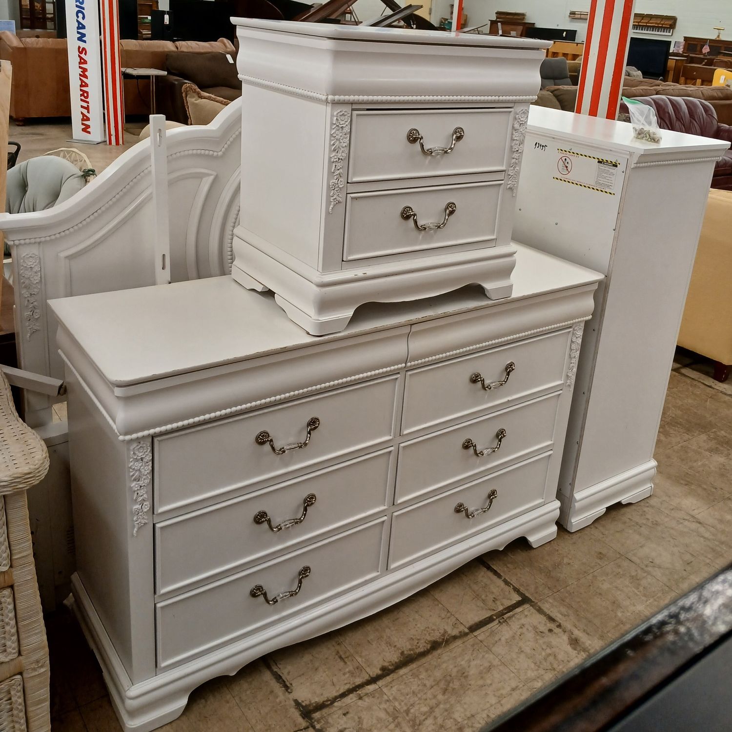 Elegant Bedroom Set