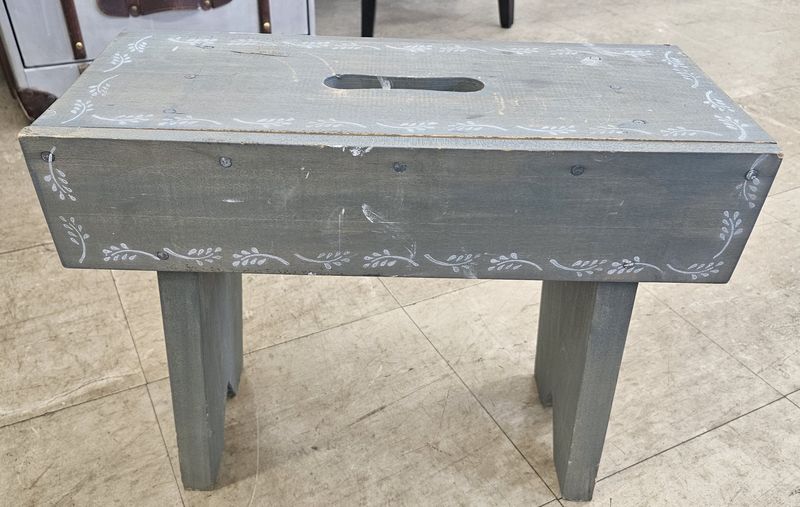 Charming Hand-Painted Rustic Wood Step Stool