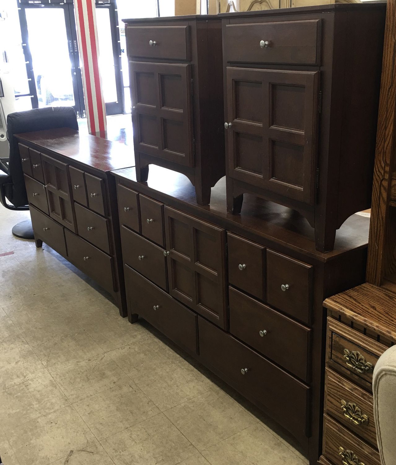 Elegant Dark Wood Dresser Set