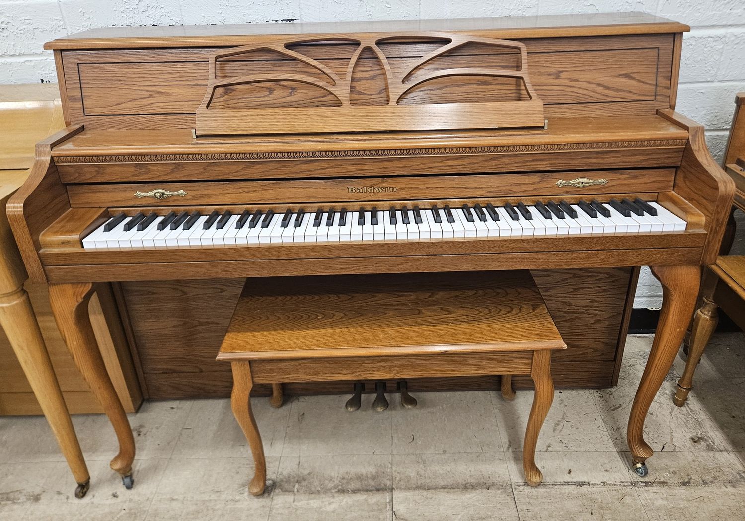 Baldwin Console Piano!!