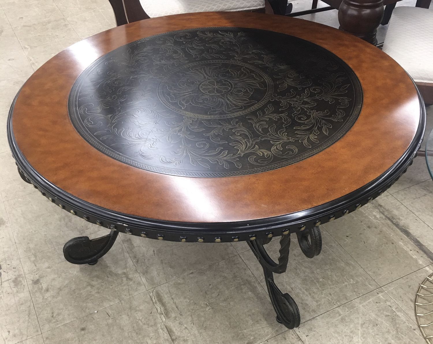 Exquisite Round Coffee Table!