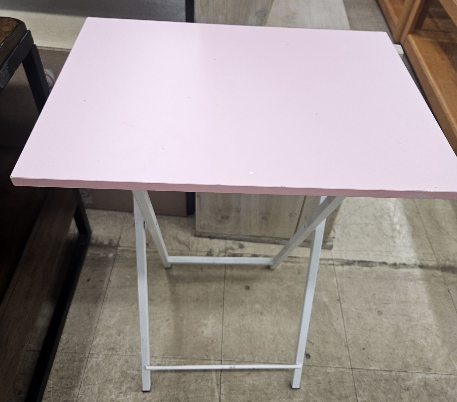 The Bubblegum Pop Table