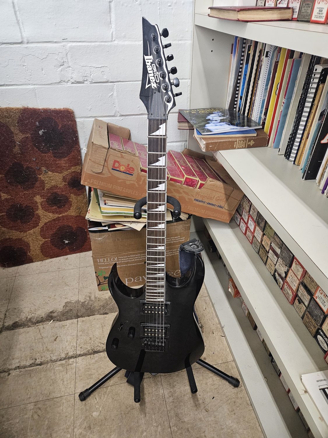 Left-handed Ibanez Gio electric guitar