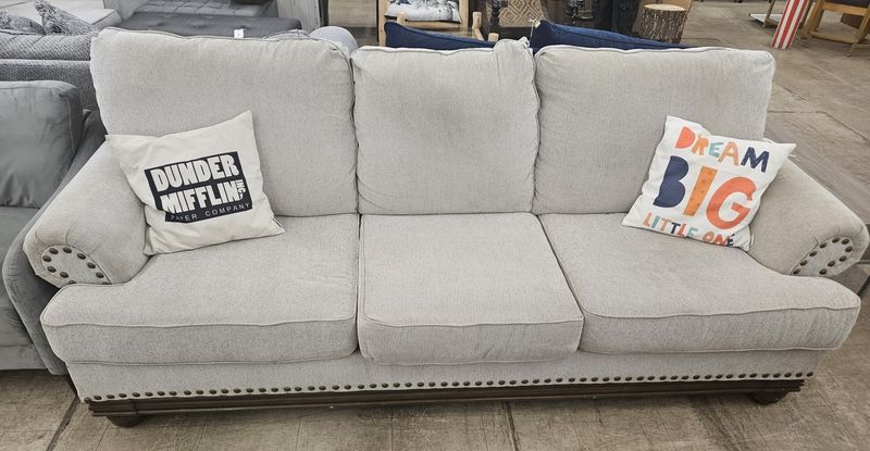 Spacious 3-seat sofa