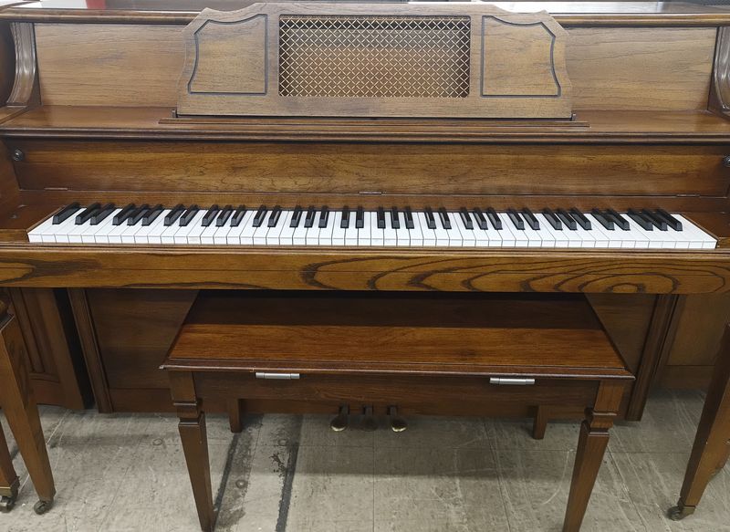 Everett Console Upright Piano