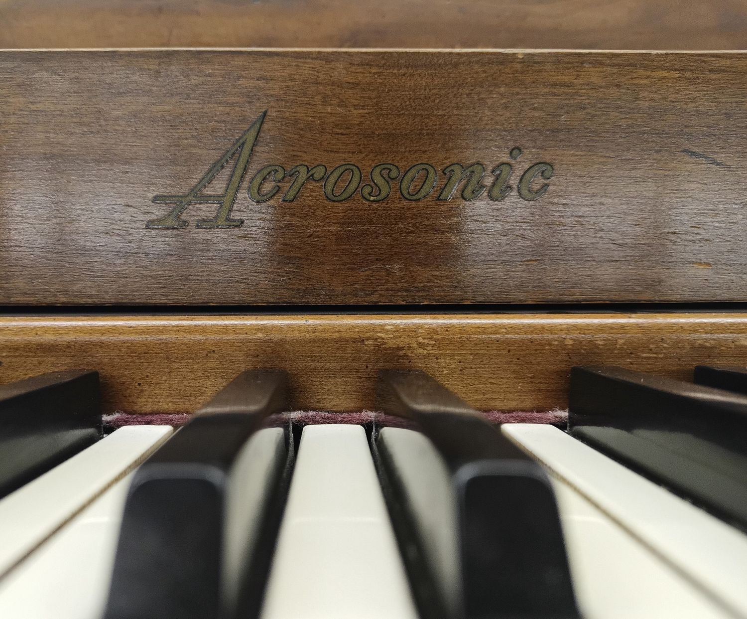 Walnut Baldwin Acrosonic Spinet