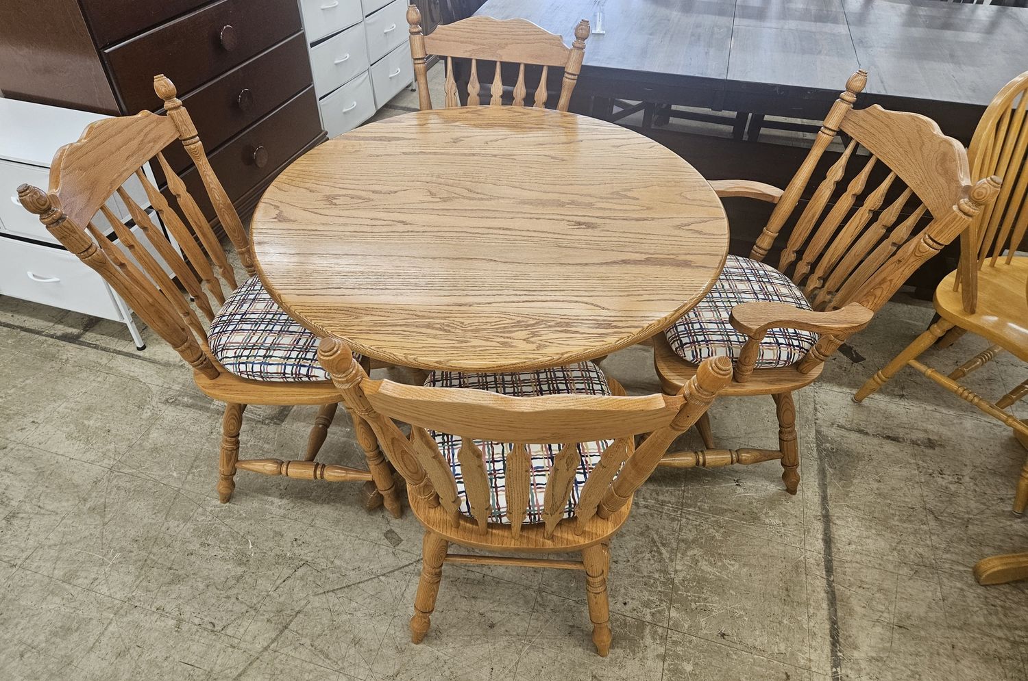 Oak drop-leaf dining set