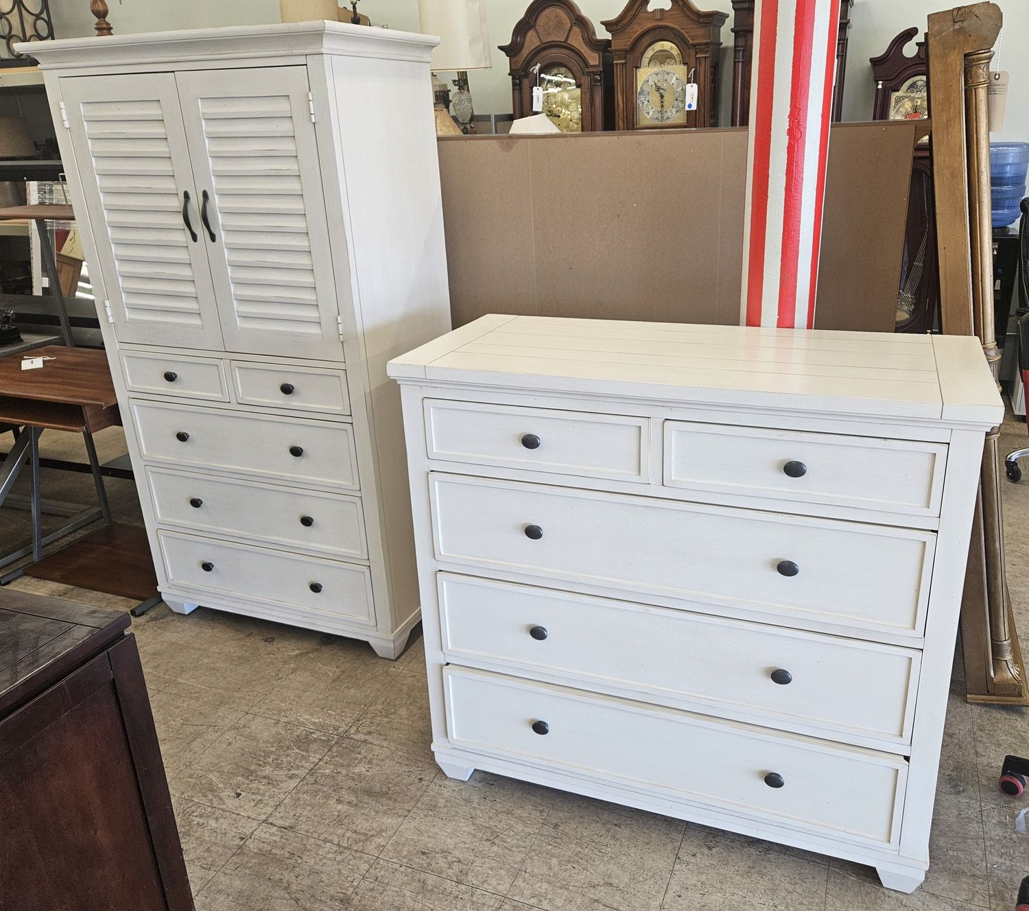 Elegant Ethan Allen 2-piece dresser set