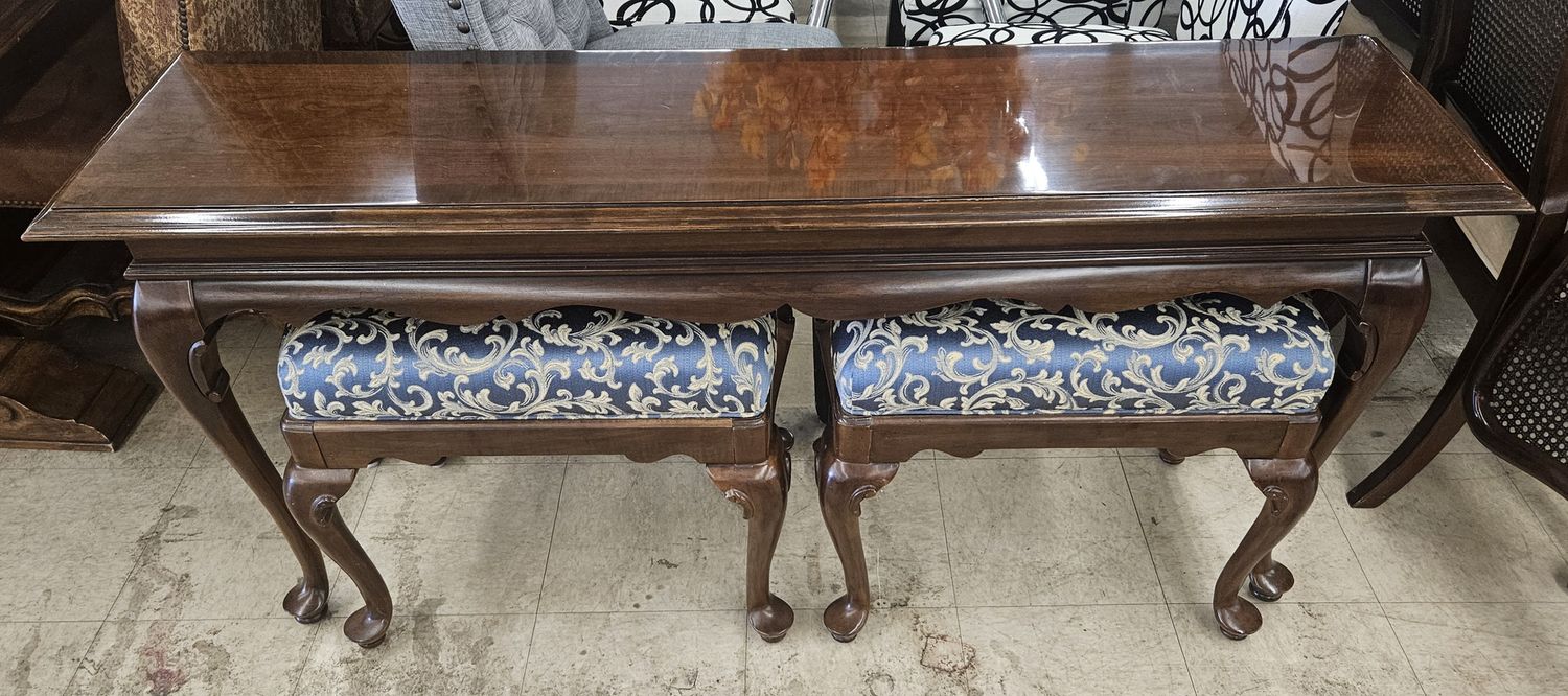 Queen Anne-style console table set