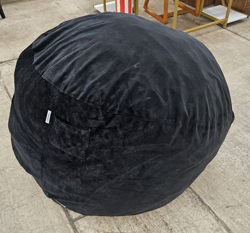 Homguava bean bag chair.